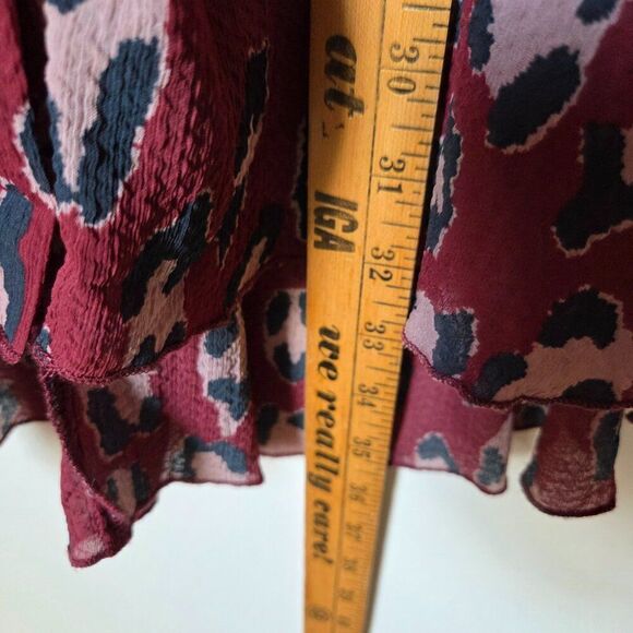 EUC INTIMATELY FREE PEOPLE PRINTED OVERSIZE PLEATED BACK TOP SIZE SMALL - Picture 16 of 16
